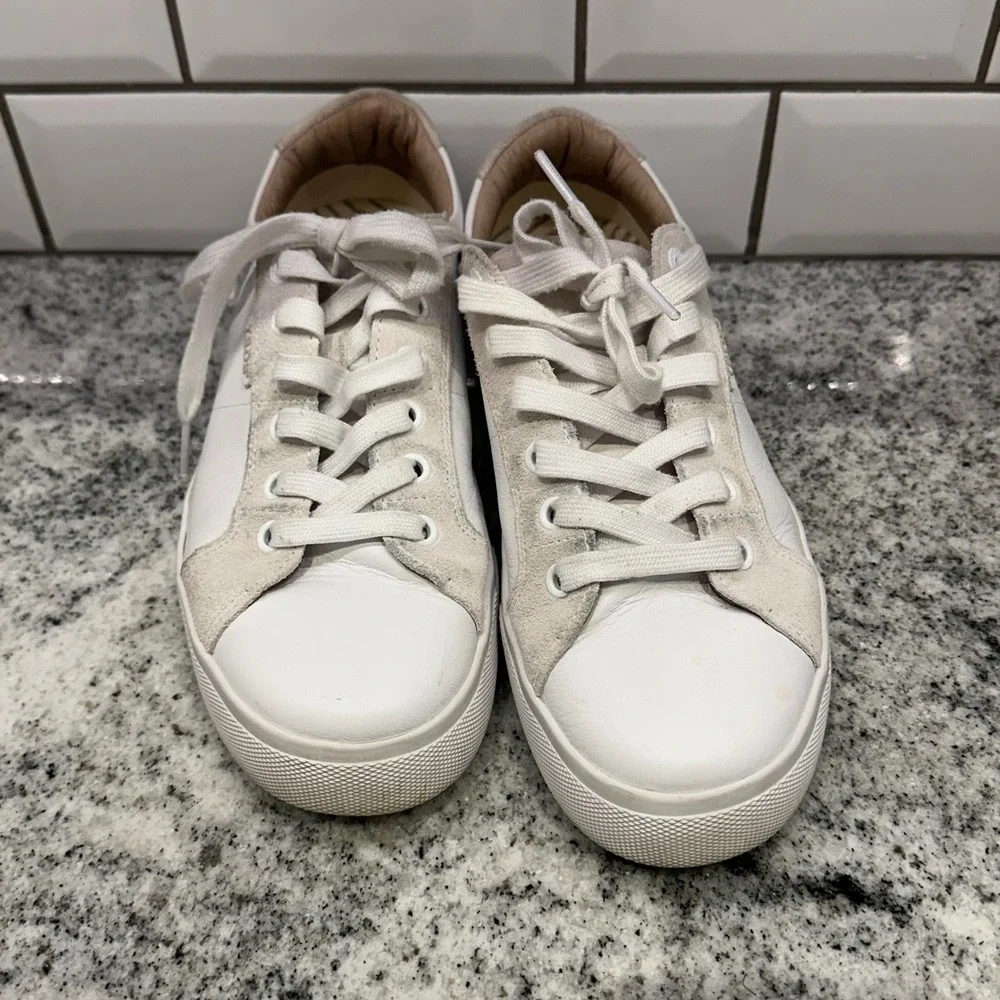 Taos Womens 9 Heart & Soul Lux Sneakers White Leather Suede HSL-14194 Lace Up